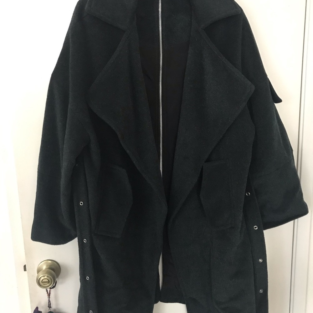 Beautiful House of Sunny Jacket